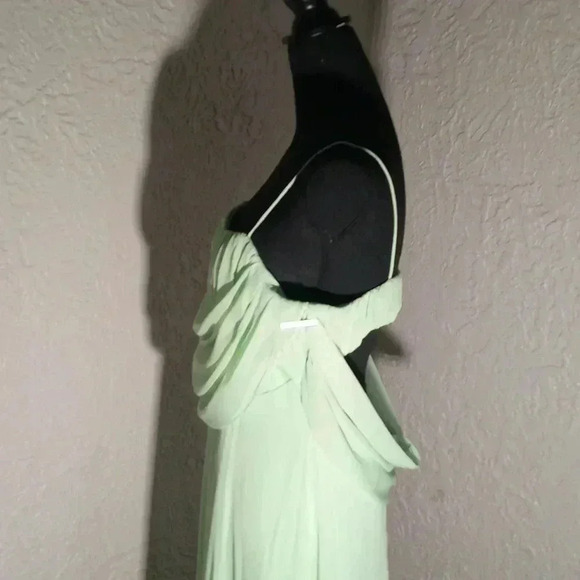 ASOS DESIGN corset midi dress with soft cowl front in green - Picture 2 of 10